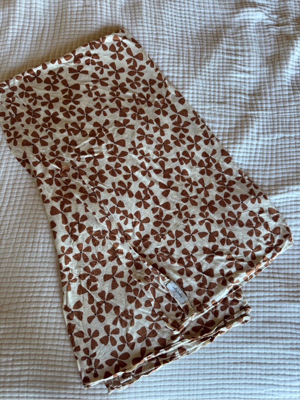 Solly Baby Swaddle Floral Print - Cream & Brown